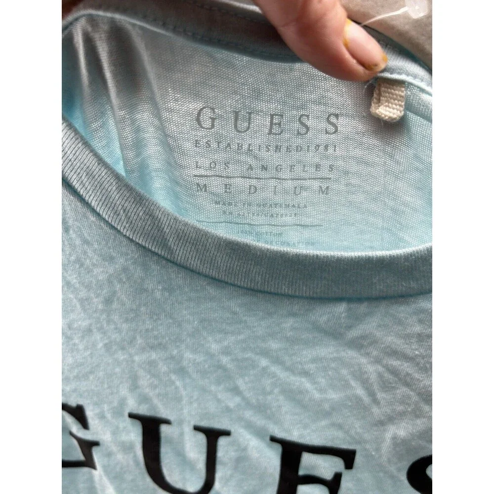 Guess Men’s “New York” T-Shirt Short Sleeves Size M - Picture 3 of 3